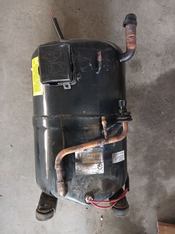 Компресор поршневий Bristol H26A72QDBEA