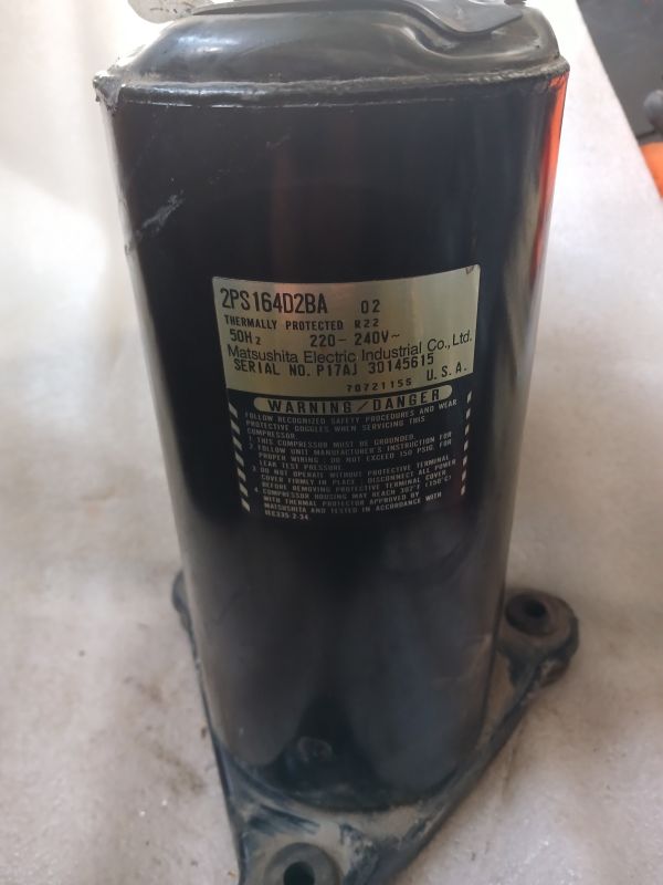 Компресор ротаційний Matsushita 2PS164D2BA(9000BTU)