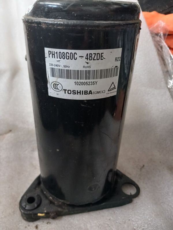 Компресор ротаційний Toshiba PH108G0C-4BZDE(7000BTU)